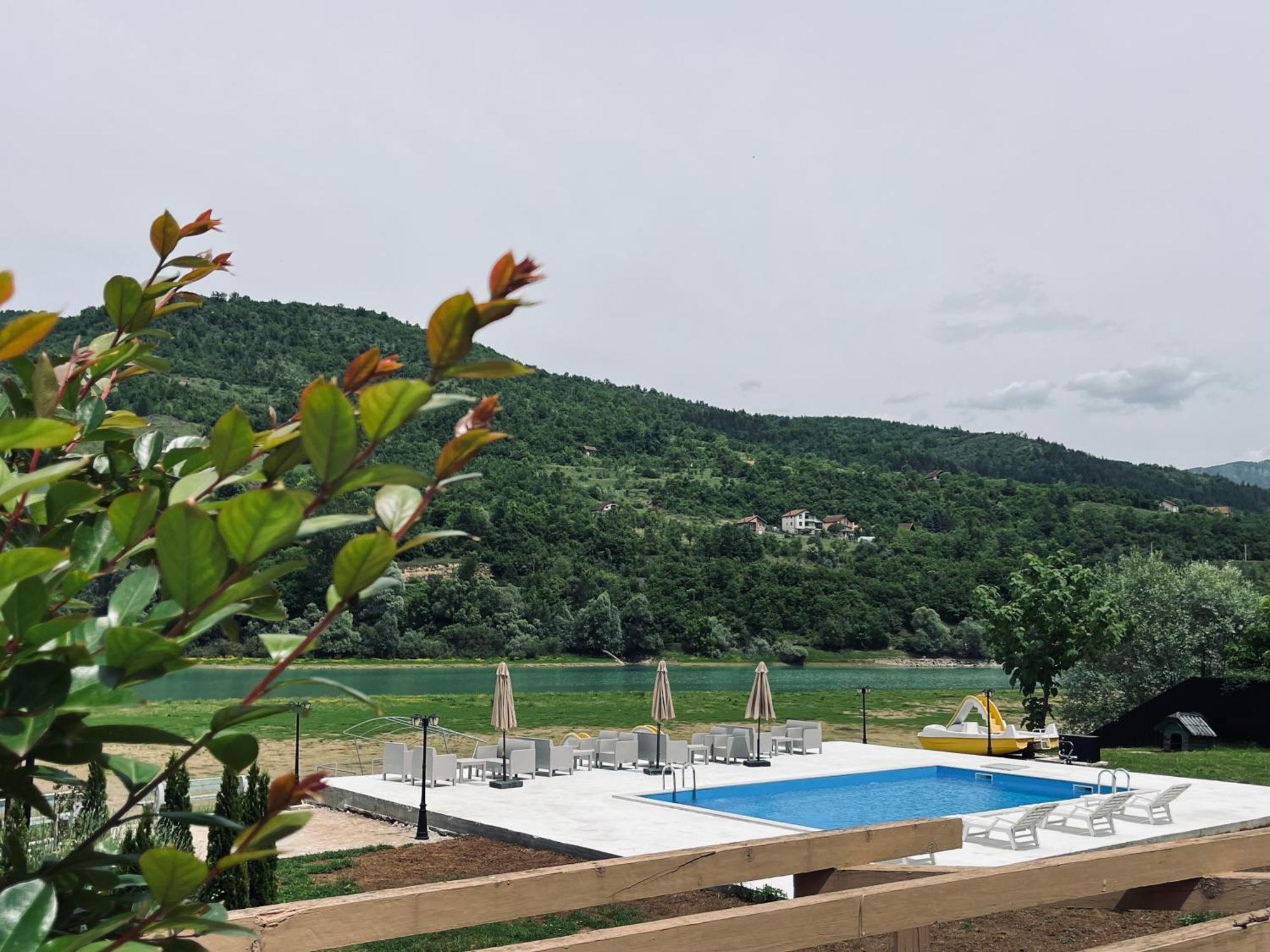 Hotel Noor คอนยิค ภายนอก รูปภาพ